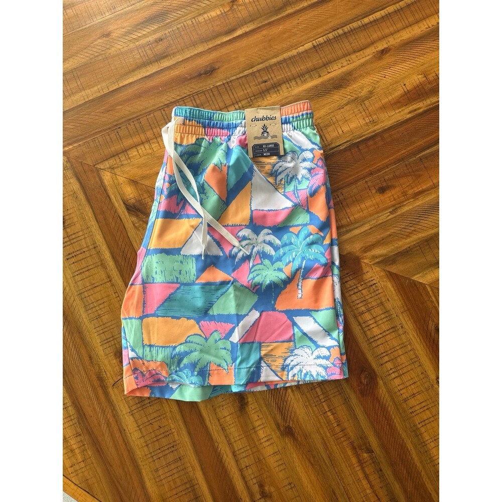 Chubbies Men’s Swim Trunks XXL NWT 5.5” Inseam Mesh Lined Summer Beach Shorts